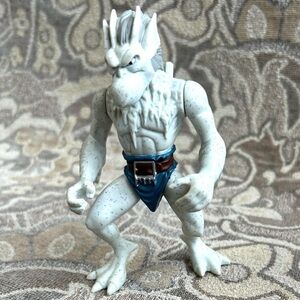 4/$20 Vintage 1995-96 Gargoyles Disney Ice Storm Brooklyn Action Figure Kenner